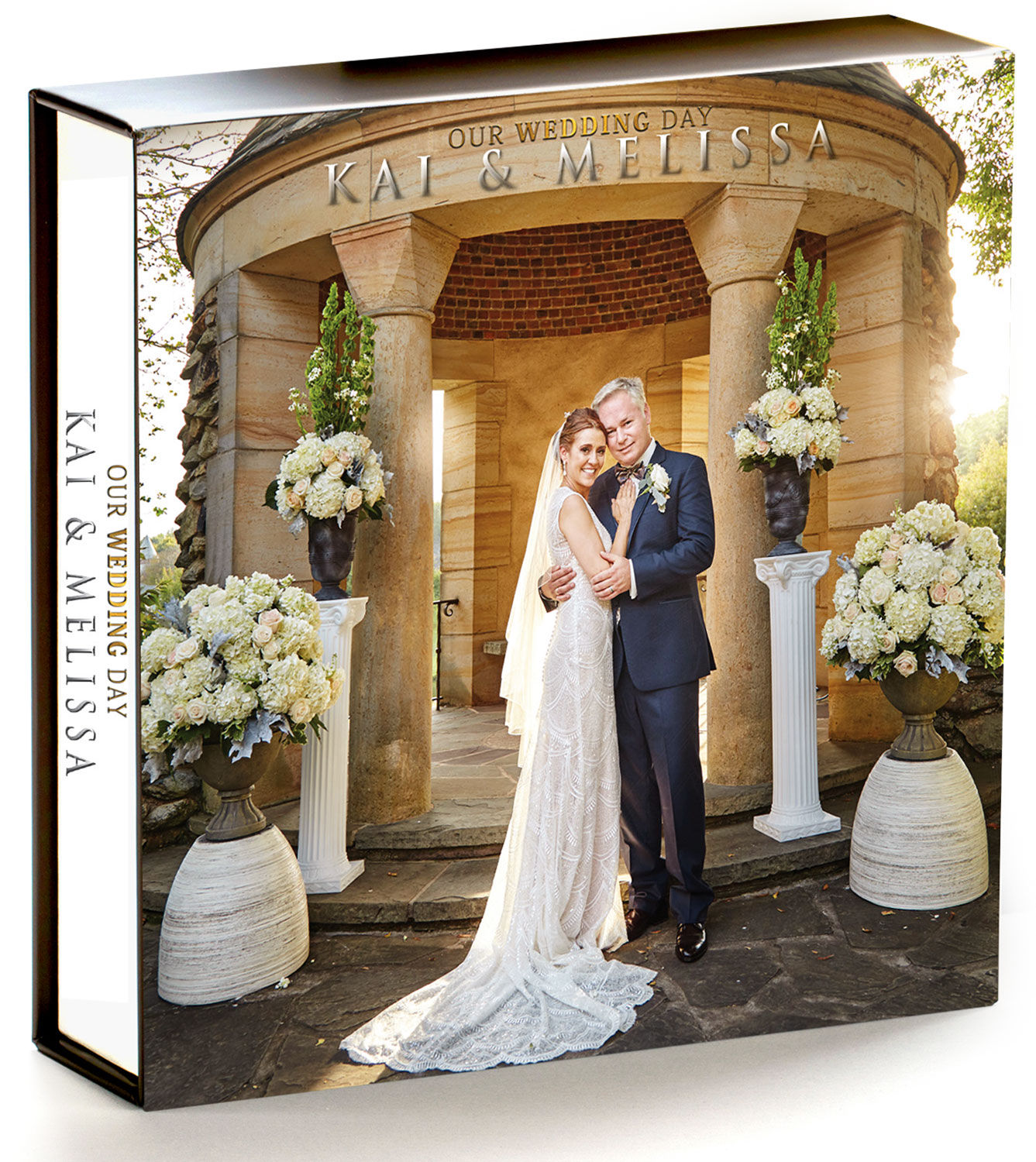 40-page wedding album page by Daniel Ramos Studio