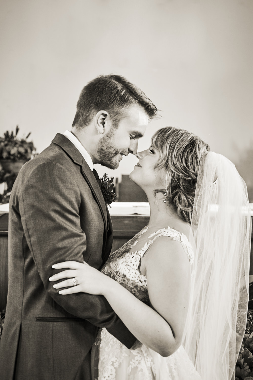 black and white wedding photo by Daniel Ramos Studio